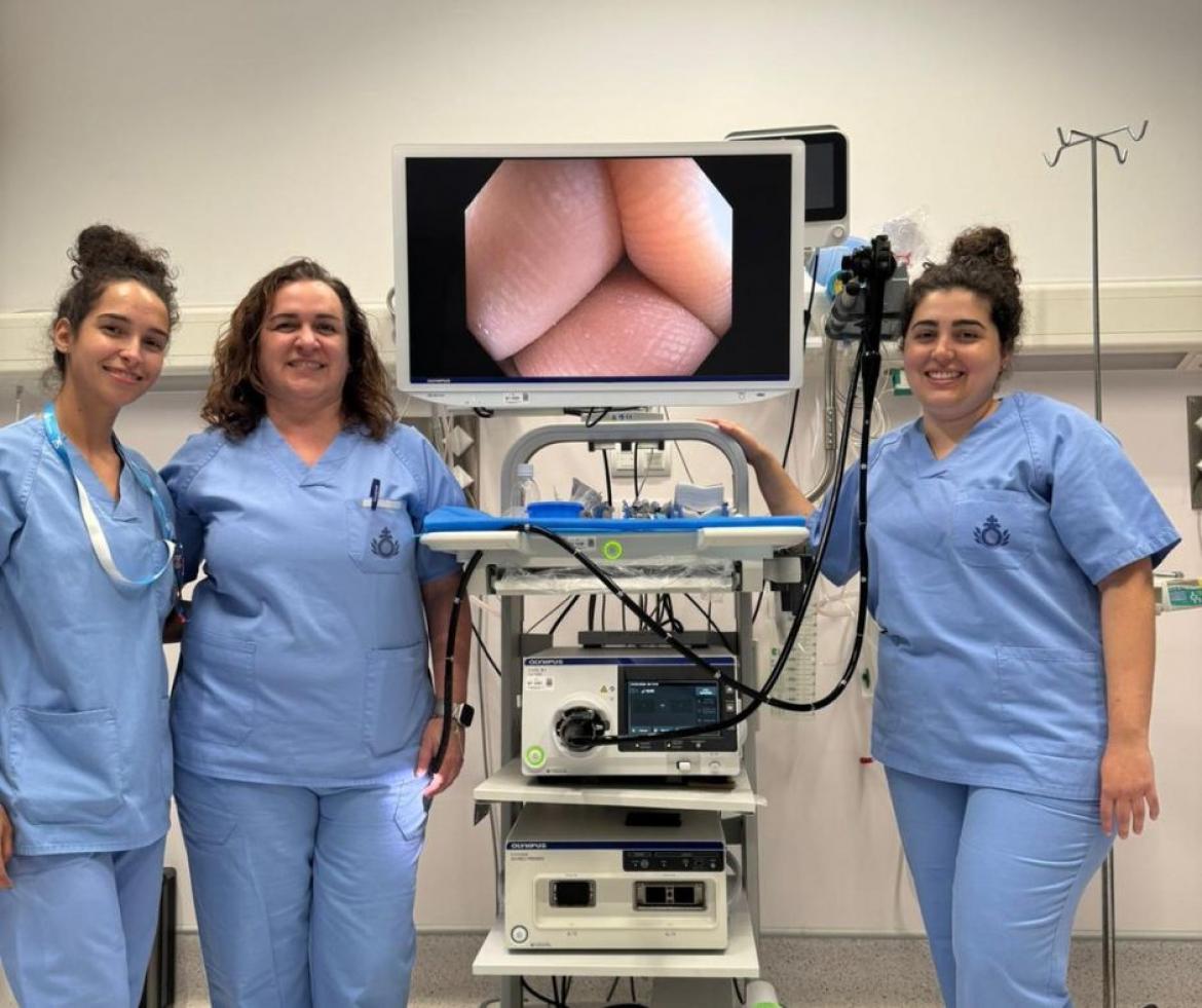 Dra. Pilar Borque y auxiliares de enfermería