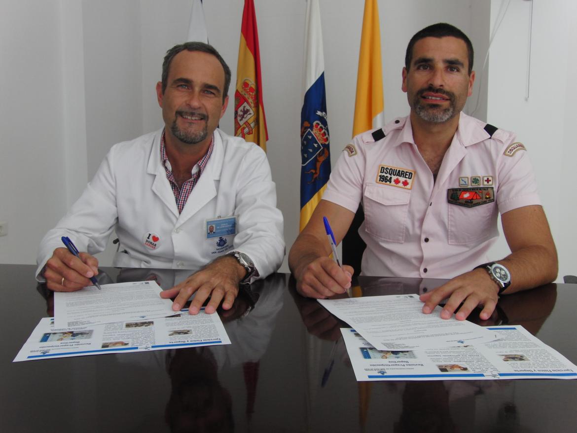 El Hospital San Juan de Dios firma un convenio de colaboración con el Tenerife CajaCanarias