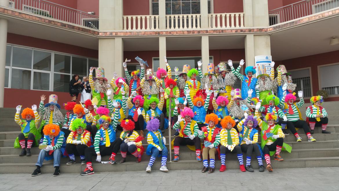 Los usuarios de los centros de discapacidad San Juan de Dios en Santa Cruz de Tenerife y La Palma celebran el Carnaval